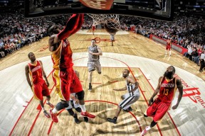 中国足球联赛赛场转播技术支持系统更新，中国足球队转播