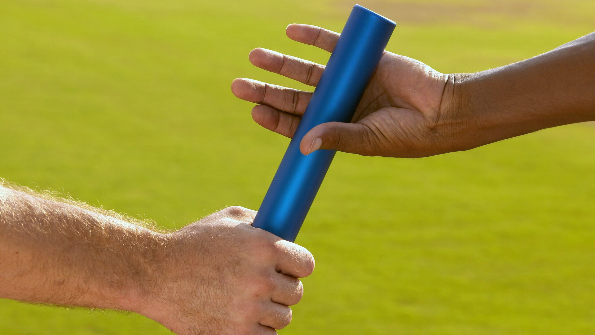 体育新闻中心第一手报道,体育新闻专题报道